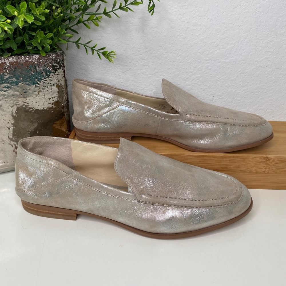 Vince Camuto Jendeya Loafers Womens Silver Metallic Leather Flats Minimalist 9.5 - Picture 2 of 11